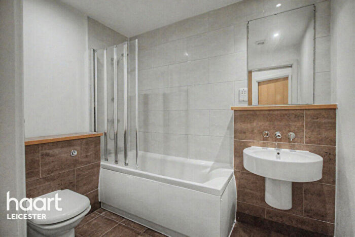 2 Bedroom Apartment For Sale In Rutland Street, Leicester, LE1