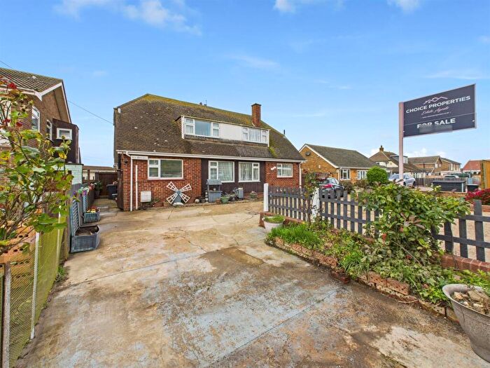 3 Bedroom Semi Detached House For Sale In Seaholme Road, Mablethorpe, LN12