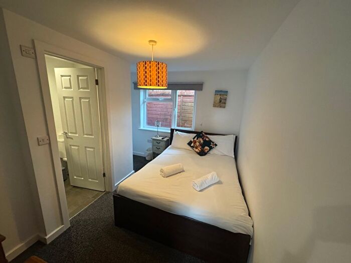 1 Bedroom Flat To Rent In Cheriton Avenue, Bournemouth, BH7