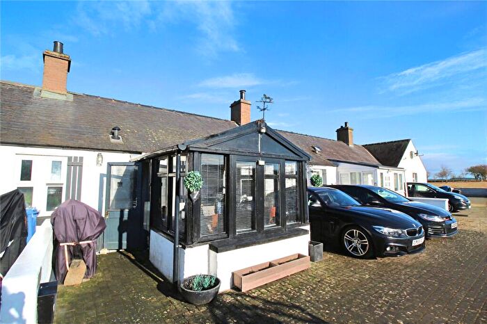 2 Bedroom Bungalow For Sale In Castleton Cottages, Eassie, Forfar, Angus, DD8