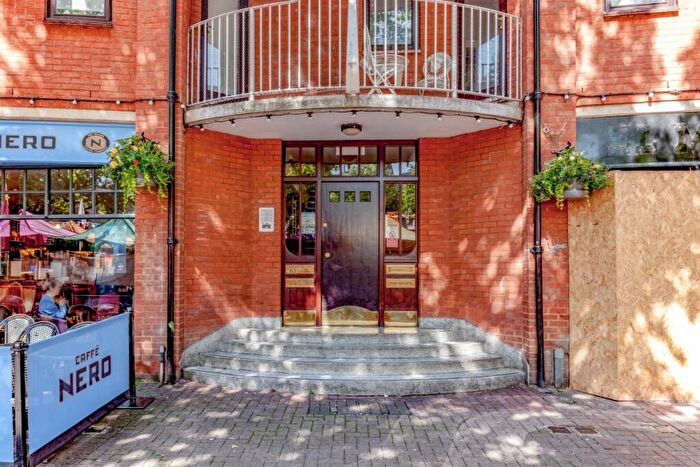 1 Bedroom Apartment To Rent In Gloucester Green, Oxford, OX1