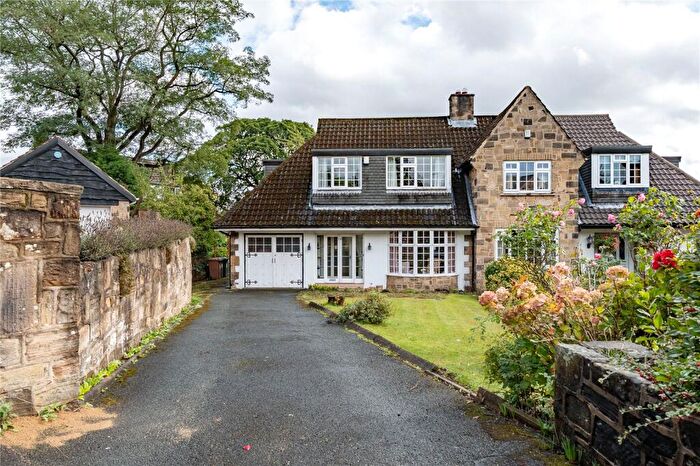 4 Bedroom Semi-Detached House For Sale In Ladywood Mead, Oakwood, Leeds, LS8