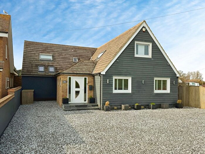 6 Bedroom Detached House For Sale In Hythe Road, Dymchurch, Romney Marsh, TN29