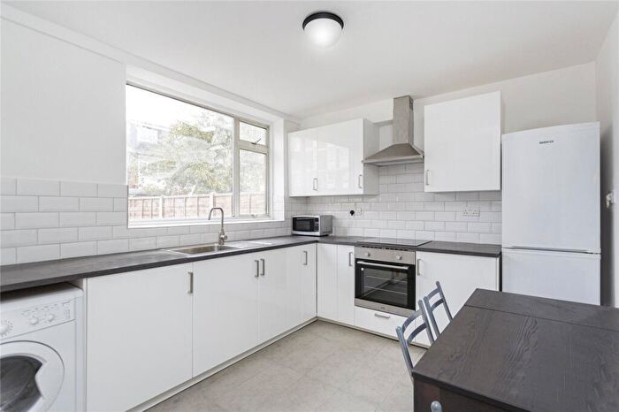 3 Bedroom Terraced House To Rent In Susannah Street, East India And Lansbury, E14