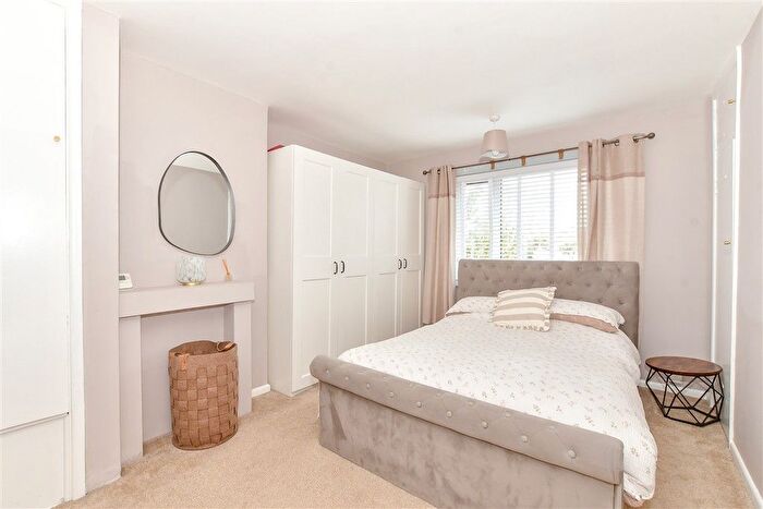 3 Bedroom Terraced House For Sale In Braishfield Road, Havant, Hampshire, PO9