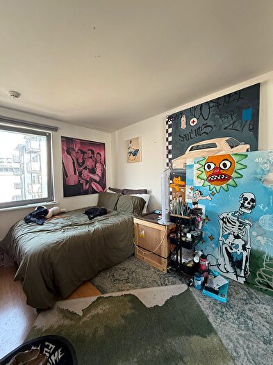 2 Bedroom Flat To Rent In Arizona Building, Deals Gateway, London, SE13
