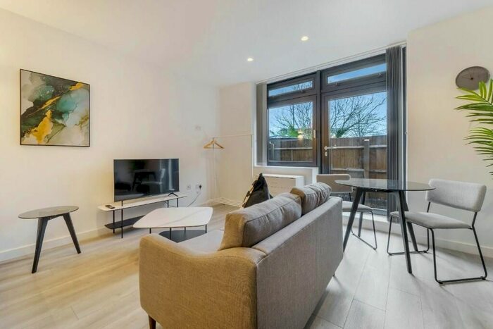 Studio To Rent In Akron House, New Horizons Court, Brentford, London, Brentford, TW8