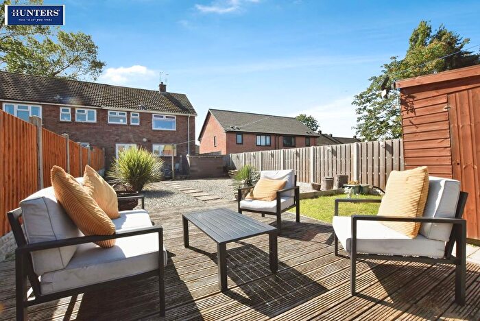 3 Bedroom Semi-detached House For Sale In Chaucer Avenue, Scunthorpe, DN17