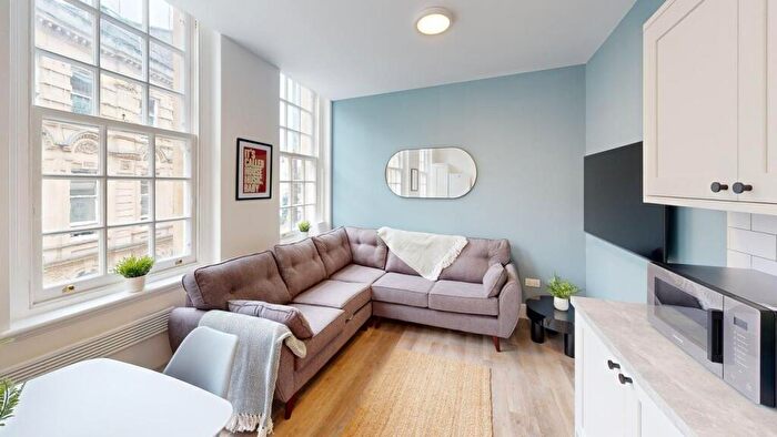 4 Bedroom Flat To Rent In Flat, , St Nicholas Street, BS1