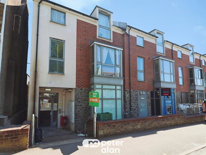 2 Bedroom Flat For Sale In Cathays Terrace, Cardiff, CF24