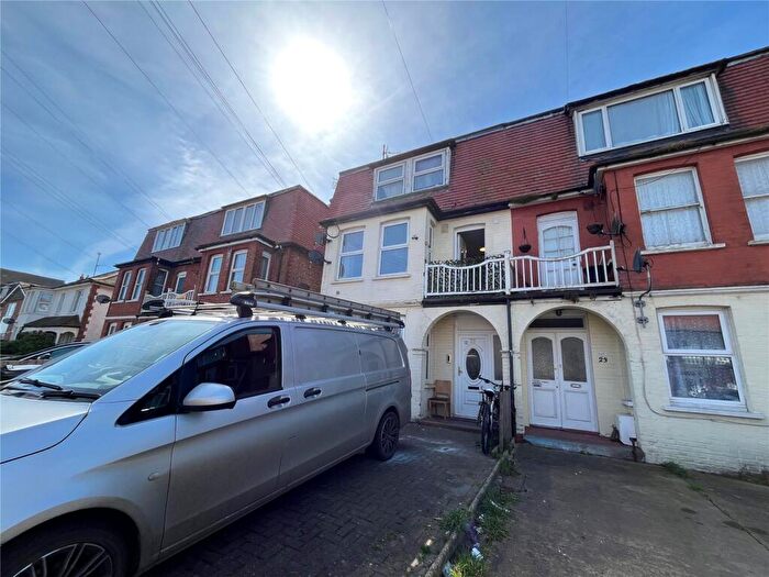 2 Bedroom Flat To Rent In Penfold Road, Clacton-on-Sea, CO15