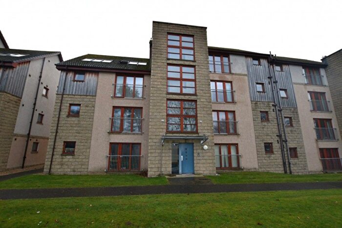 2 Bedroom Flat To Rent In Moravia Apartments, Elgin, IV30