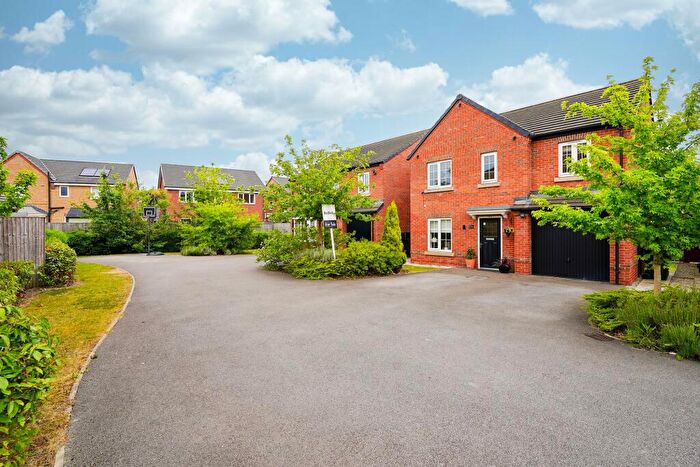 4 Bedroom Detached House For Sale In Tissington Drive, Waverley, S60