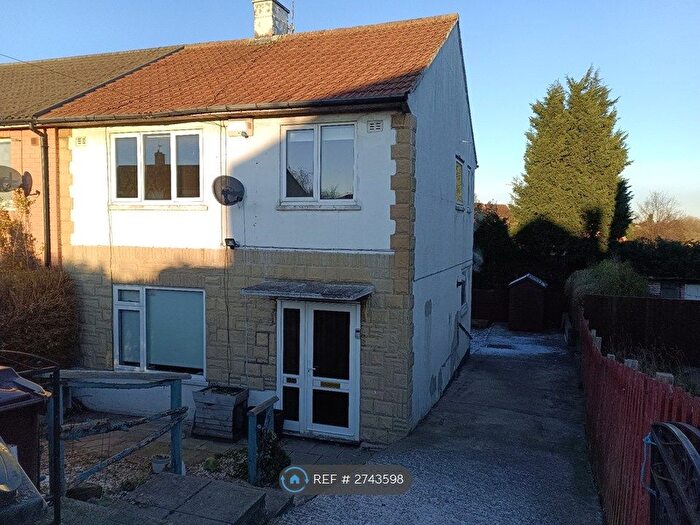 3 Bedroom Semi-Detached House To Rent In Ash Grove, Rawmarsh, Rotherham, S62