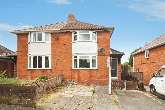 2 Bedroom Semi-Detached House For Sale In Crossway, Taunton, TA1