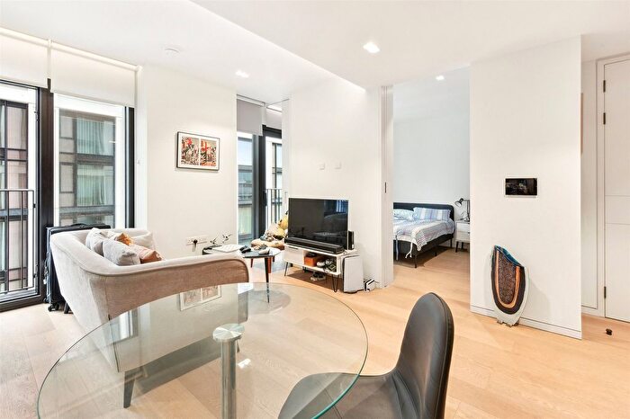 1 Bedroom Flat To Rent In Casson Square, London, Waterloo, United Kingdom, SE1