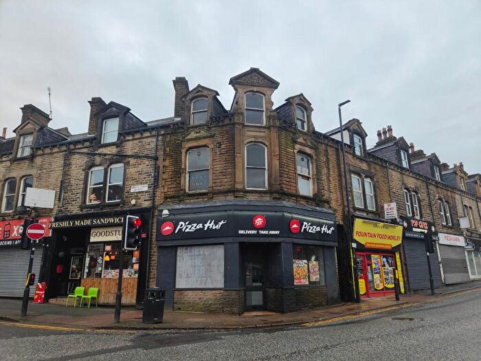 2 Bedroom Flat To Rent In South Queen Street, Morley, Leeds, West Yorkshire, LS27