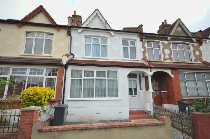 3 Bedroom Terraced House To Rent In Howberry Road, Thornton Heath, CR7