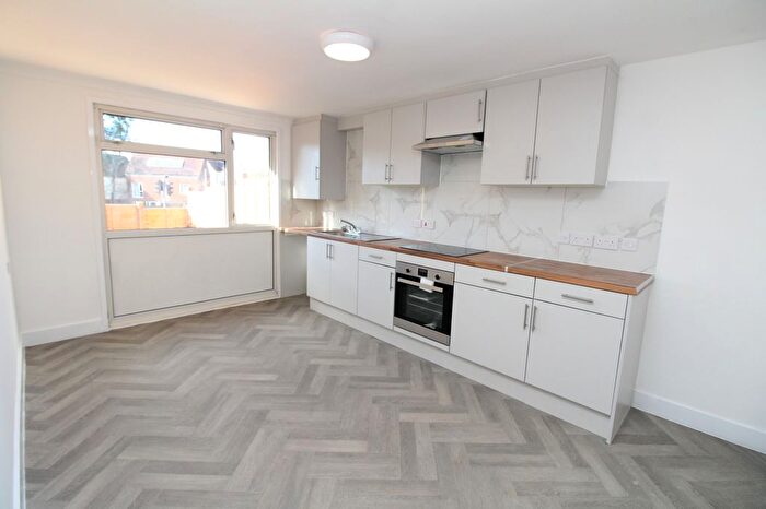 3 Bedroom Terraced House To Rent In Willow Tree Road, Tunbridge Wells, TN2