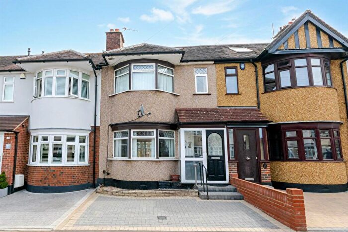 3 Bedroom Terraced House For Sale In Appledore Avenue, Ruislip, HA4