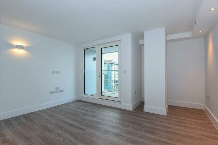 2 Bedroom Flat To Rent In Premier House, Edgware, HA8