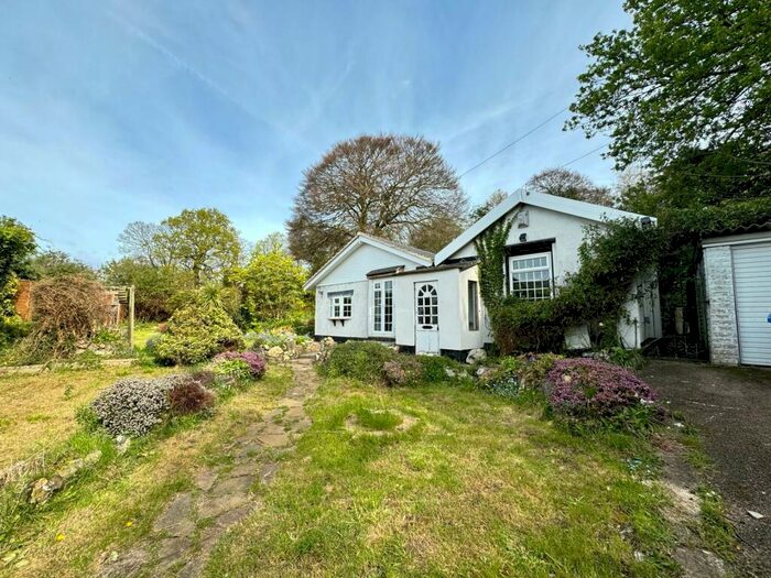 1 Bedroom Bungalow To Rent In Thorpe Road, Norwich, NR1