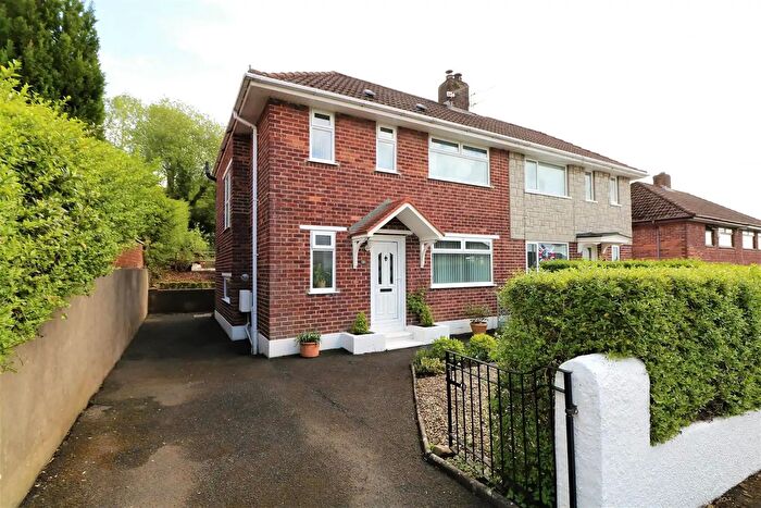 3 Bedroom Semi-Detached House For Sale In Duncoole Park, Belfast, BT14