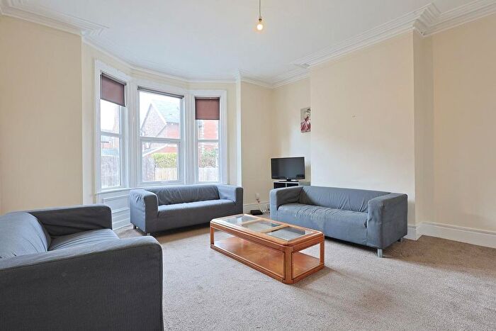 6 Bedroom Terraced House To Rent In Queens Terrace, Jesmond, Newcastle Upon Tyne, NE2