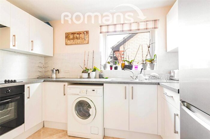 1 Bedroom Apartment For Sale In Finchampstead Road, Wokingham, RG40