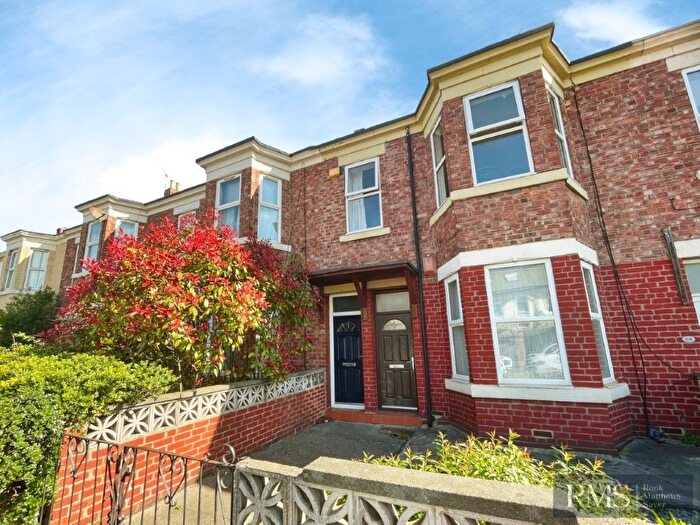 3 Bedroom Flat For Sale In Chillingham Road, Newcastle Upon Tyne, NE6