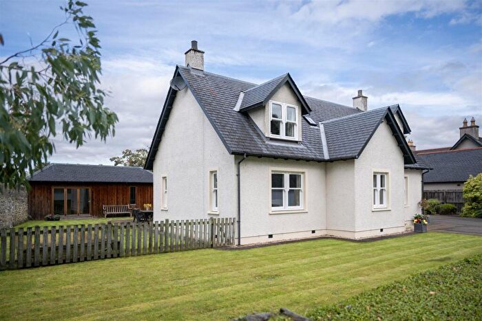 5 Bedroom Detached House For Sale In Culcabock Road, Inverness, IV2