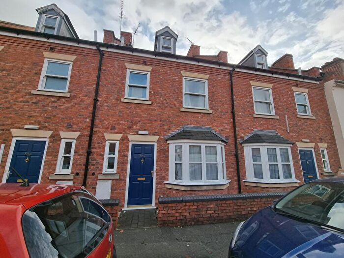 6 Bedroom Terraced House To Rent In A New Street, Leamington Spa, CV31