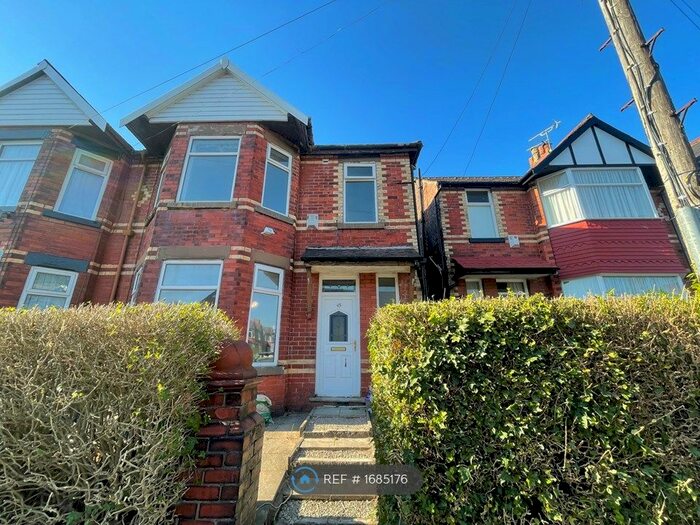 3 Bedroom Semi-Detached House To Rent In Richmond Avenue, Prestwich, Manchester, M25