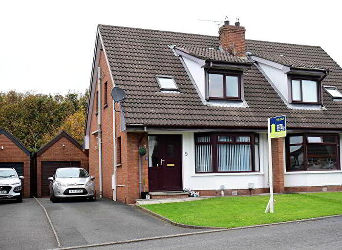 3 Bedroom Semi-detached Chalet Bungalows For Sale In Victoria Close, Newtownards, BT23
