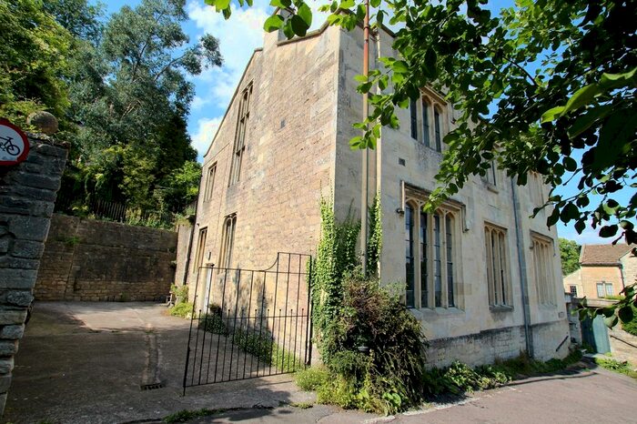 3 Bedroom Semi-Detached House To Rent In Church Street, Bradford On Avon BA15