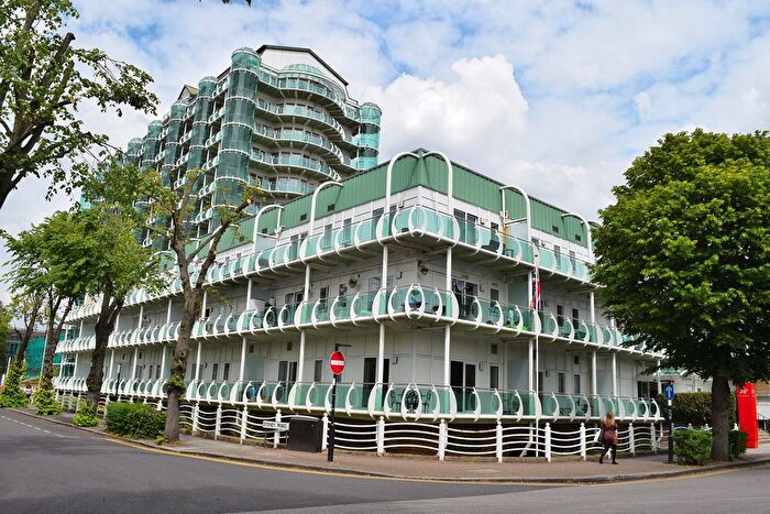 2 Bedroom Flat To Rent In Tower Point, Sydney Road, Enfield, Middlesex, EN2