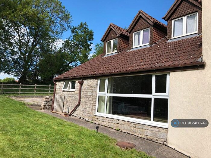 2 Bedroom Flat To Rent In Nempnett Farm, Blagdon. Bristol, BS40