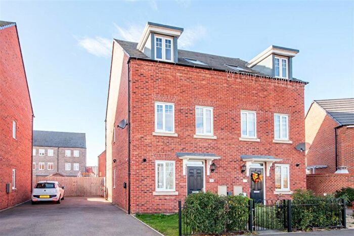 4 Bedroom Semi Detached House For Sale In Belton Road, Barton Seagrave, Kettering, NN15