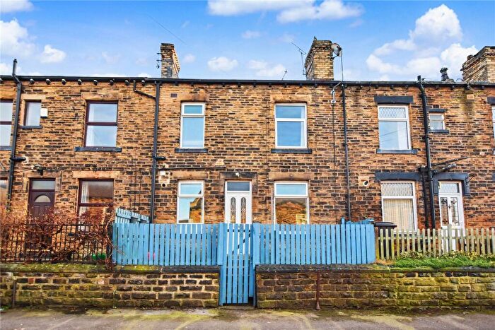 2 Bedroom Terraced House For Sale In Pembroke Road, Pudsey, West Yorkshire, LS28