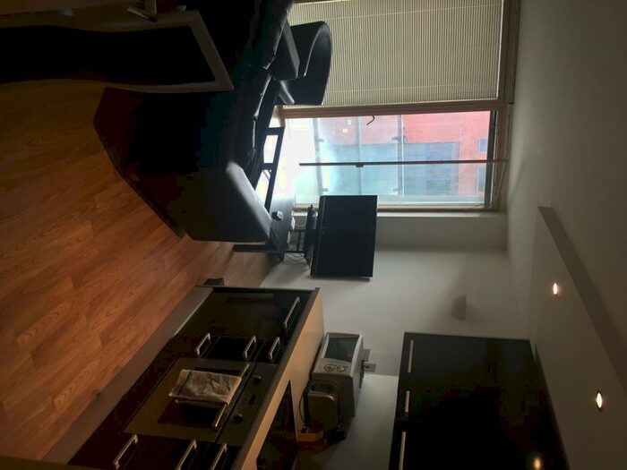 2 Bedroom Apartment To Rent In West Point, Wellington Street, LS1