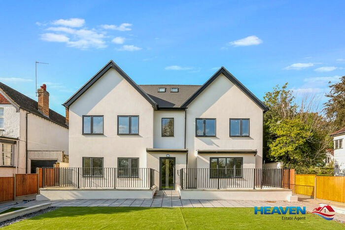 2 Bedroom Apartment To Rent In Two Bedroom New Build Apartment To Rent In Purley, CR8