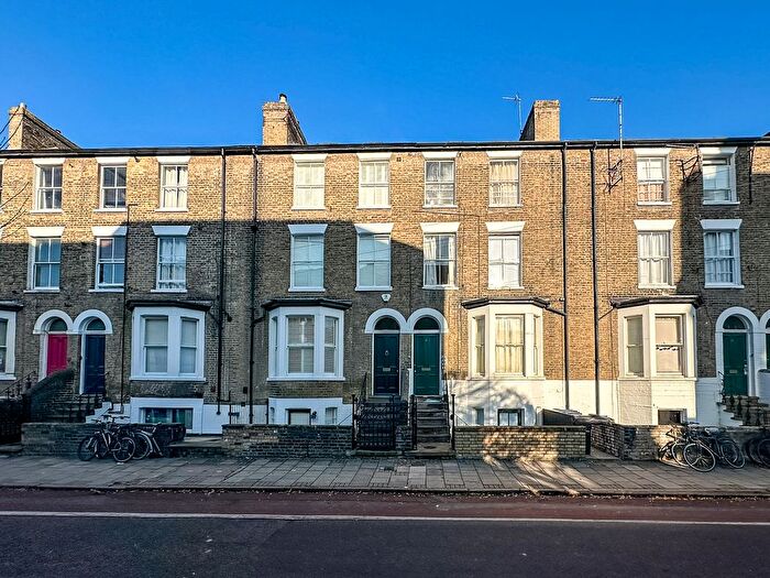 1 Bedroom Terraced House To Rent In Bateman Street, Cambridge, CB2