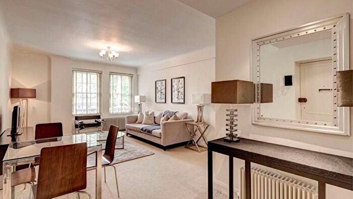 2 Bedroom Flat To Rent In Fulham Road, Chelsea, SW3