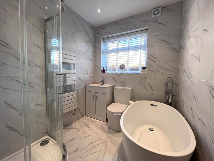 2 Bedroom Bungalow For Sale In Hillside Road, Penyffordd, Chester, Flintshire, CH4