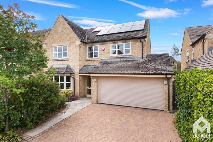 4 Bedroom Detached House For Sale In The Finches, Greet, GL54