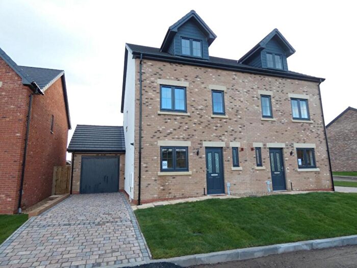 4 Bedroom Town House To Rent In Kilnmond Gardens, Carleton, Penrith, CA11
