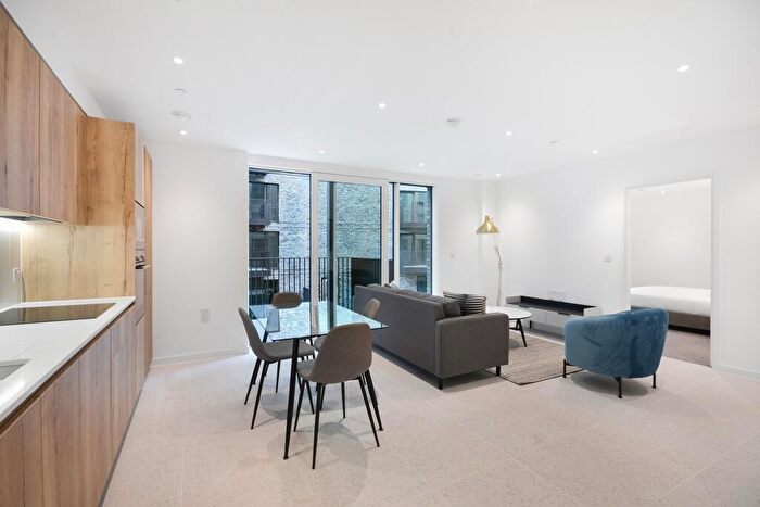 2 Bedroom Apartment To Rent In Sidney Street, London, E1