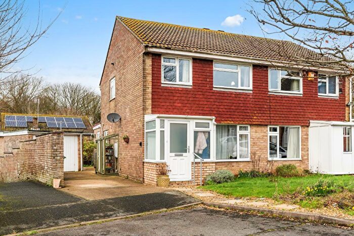 3 Bedroom House To Rent In Belvedere Gardens, Seaford, BN25