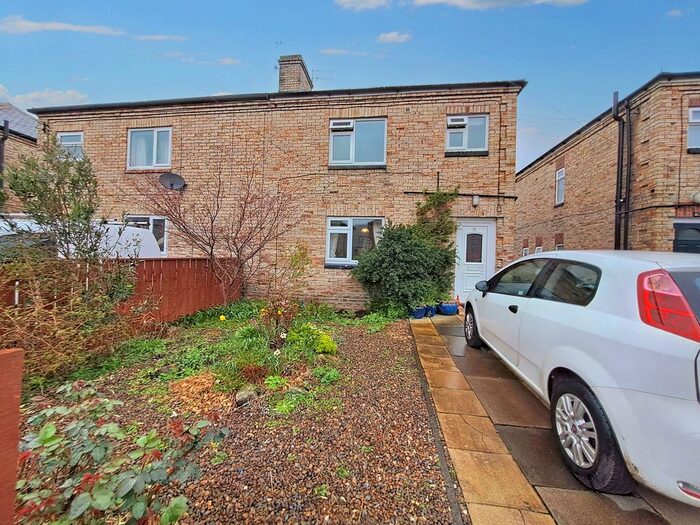 3 Bedroom Semi-Detached House For Sale In Peth Head, Hexham, NE46