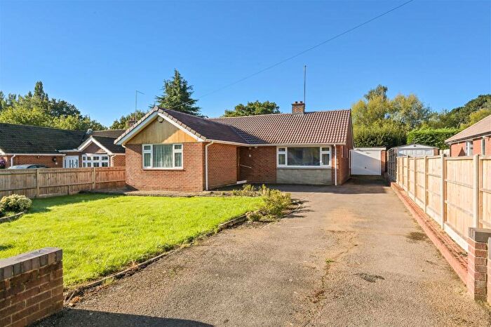 3 Bedroom Detached Bungalow For Sale In Burridge Road, Burridge, SO31